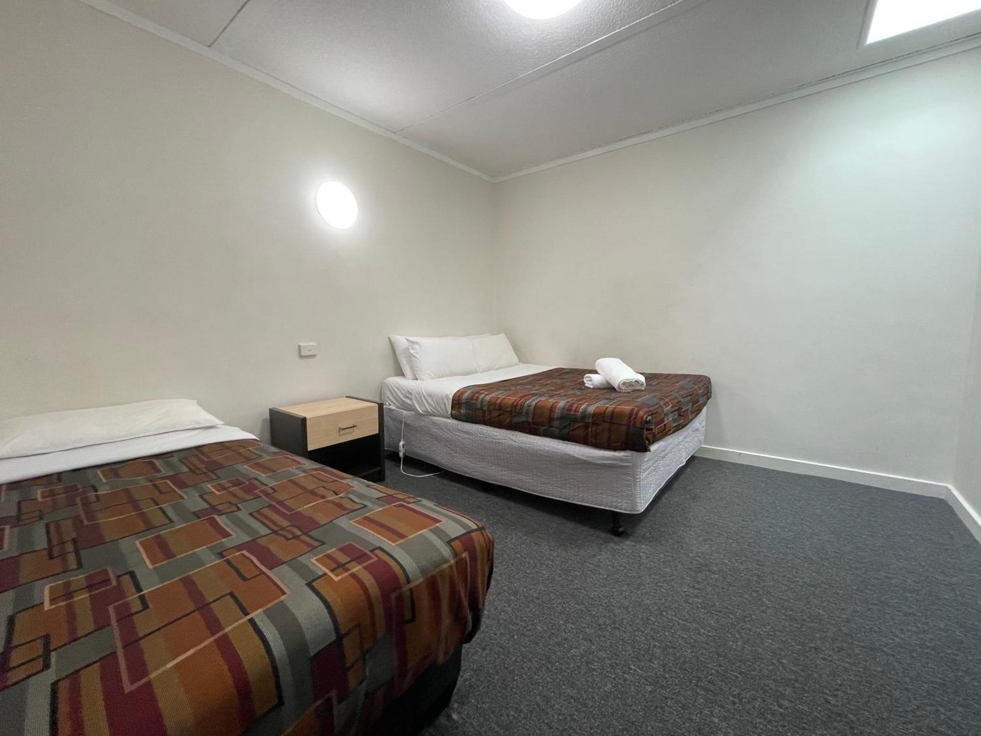 Parkside Inn Motel Melbourne Exteriör bild